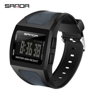 Нарученные часы Sanda Fashion Outdoor Mens смотрит на водонепроницаемые спортивные военные цифровые часы Relogio Masculino 222