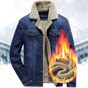 メンズジャケット2022冬の男性デニムジャケットメンズファッションカジュアルジーンズ男暖かい厚いコート男性の毛皮の襟爆弾のコートアウターウェア