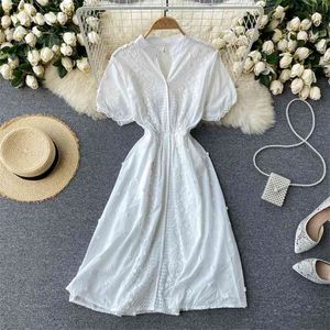 Słodkie kobiety lato moda okrągły dekolt 3d kwiat krótki rękaw Hollow szczupły A-line biała sukienka eleganckie ubrania vestidos s533 210527