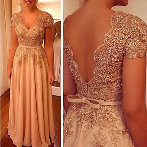 2021 Blush Pink Mother Of Bride Dresses Cap Sleeves Chiffon Lace Appliques Crystal Floor Length Open Back Custom Weddings Evening Party Prom Gowns