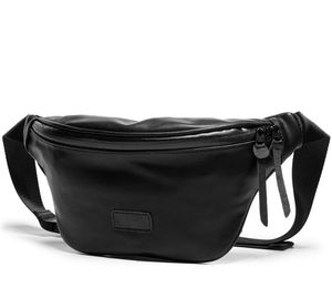 Män Luxurys bröstpåse Pack Pack midjebältesdesigner axel crossbody handväska handväska gxd bokstäver tryckt pu läder sling ryggsäck