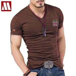 Arrival Flag T Shirt Mężczyźni Lato Moda Brytyjski Haftowany Slim Fit V Neck Marka Bawełna Śmieszne S 210716