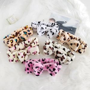 Fermagli per capelli Barrettes 2021 Stampa leopardata Fascia per capelli in peluche Bowknot Stampato Bordo largo Fascia elastica Trucco per donna Lavaggio viso Gioielli