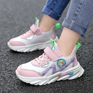 Spring High Quality Boys Mesh Sneakers Breathable Girls Teenager School Women Men Spring Autumn Shoes Outdoor Running Footwear G1025