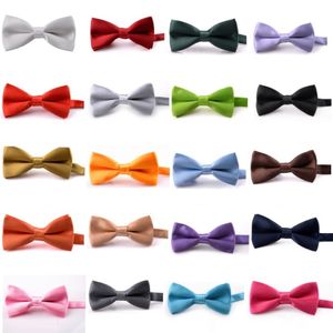 Classic Kid Bowtie Boys Grils Barnbarn Bow Tie Fashion 35 Solid Färg Mint Grön Röd Svart Vit