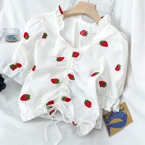 Jordgubbe Blus Kvinnor Skjorta Broderad Körsbär Strawberry Short-Sleeve Chiffon Blouse Top French Fashion Drawstring Top Shirt 210422