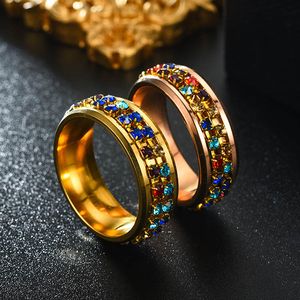 Mode Färger Rhinestones Ring Kvinnor Lyxiga fingerringar med färgglada faux diamanter kedjelänk flera storlekar grossist