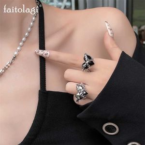 Gothic Black Thorns Heart Open Rings For Women Matching Love Irregular Couple Ring Punk Men Jewelry 211217