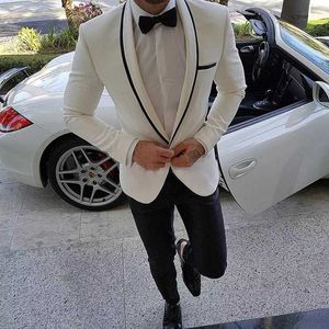 Włoski biały Slim Fit Man Garnitury na Wesele 2 Sztuk Groom Tuxedos Z Czarnymi Spodnie Szal Kapel Niestandardowa Męska Kurtka Mody X0909