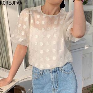 Korejpaa Kadınlar Gömlek Yaz Kore Chic Nazik Tatlı Üç Boyutlu İşlemeli Çiçekler Puf Kollu Jartiyer Bluzlar 210526