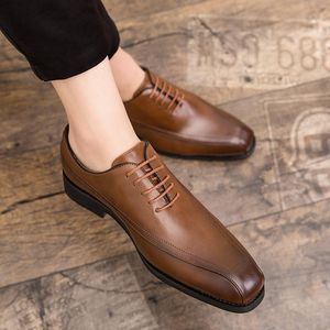 Italiensk stil läder män skor svart bröllop pary oxfords lace-up office affär kostym herr klänning stor storlek 48