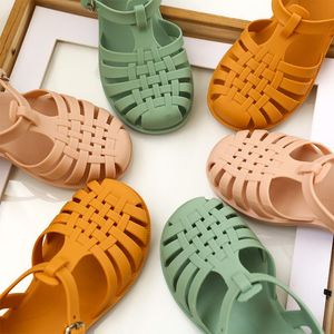 Sandaler Sommarpojkar Casual Romerska Slippers Barn Barnflickor Toddler Soft Non-Slip Princess Shoes Kids Candy Jelly Beach