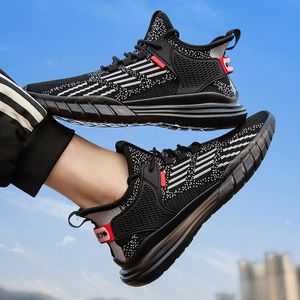 Yüksek Kalite 2021 Varış Erkek Bayan Spor Koşu Ayakkabıları Yeni Örgü Nefes Koşucular Beyaz Açık Tenis Sneakers EUR 39-44 WY13-G01