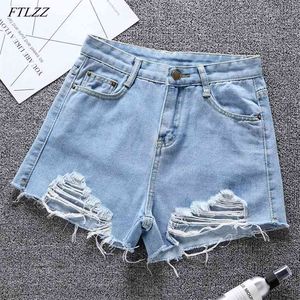 Summer Women Wide Leg Hole Black Denim Shorts Casual Female Streetwear Loose Solid Color White Jeans 210430