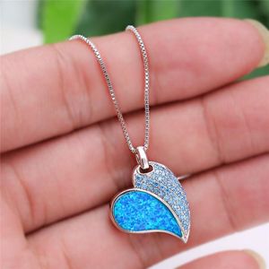 Pendentif Colliers Mignon Cristal Coeur Collier De Luxe Femme Blanc Bleu Opale De Mariage À La Mode Argent Couleur Chaîne Pour Les Femmes