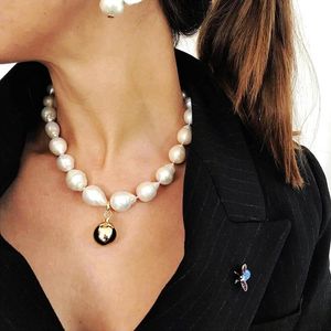 Pendant Necklaces 2021 Trendy Simple Imitation Pearl Necklace For Women Feminine Clavicle Chain Female Jewellery Accessories