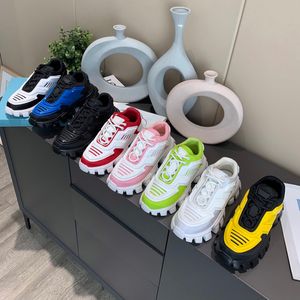Mężczyźni Kobiety Obuwie Casual CloudBust Thunder Sneakers 19FW P Kamuflaż Kapsułki Serii Kolor buta Dopasowanie Zwiększ Platform Rubber Sneaker