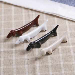 100PCS Japansk stil Retro Keramisk Dachshund Dog Porslin Frame Restaurang Chopsticks Stativhållare Matsverktyg
