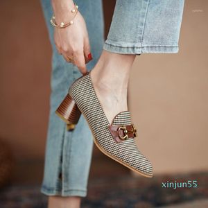 Chic Houndstooth Plaid Block Square Wood High Heeled Pumps Shoes For Women Retro Style Gold Metal Chain Office Shoe Storlek 35-40