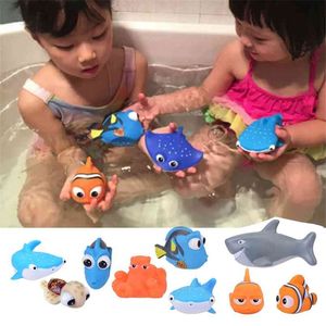 Baby badleksaker hittar nemo spray vatten squeeze mjukgummi barn badrum lekdjur badkar fiske swimming pool leksak 210712