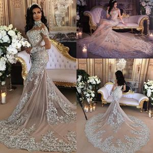 Luxury Sparkly 2022 Abito da sposa a sirena Sexy Sheer Bling Beads Applique in pizzo Collo alto Illusion Manica lunga Champagne Tromba Abiti da sposa