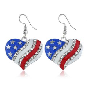 2021 Trendy Modeschmuck Amerikanische Unabhängigkeitstag Flagge Ohrringe Legierung Tropfen Öl Diamant Herzförmige Flagge Ohrstecker Q0709