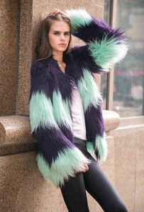 模造毛皮コート婦人服スプライシング蛍光色の長い髪の隠されたバックル統合スタイル211207