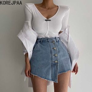 Korejpaa Women Pants Summer Korean Chic Ladies All-Match Oblique Side Button Bag Hips Irregular Raw Edges Washed Blue Jeans 210526