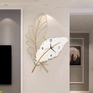Настенные часы перо свет роскошные часы гостиная простой современный висит творческий модный декоративный