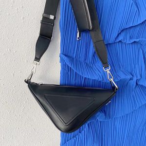 Generale Nuova stagione Fashion's Fashion Triangolare Stume da borsetta della borsa Due in un classico versatile tessuto morbido a 4 colori Riegabile Messenger banda larga