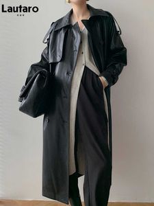 Lautaro秋の長い長い特大の特大の黒いフェイクレザートレンチコート女性ラグラン長袖ダブルブレストブラウン韓国のファッション210909