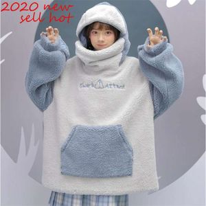 Harajuku Aesthetic Shark Anime Hoodie Woman Korean Kawaii Crewneck Long Sleeve Oversized Streetwear Kpop Fall Winter Clothes Top 210927