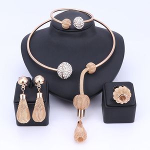 Charm Dubai Gold Plated Crystal Jewelry Sets For Women African Pendant Necklace Earrings Bangle Rings Party Dress Accessories