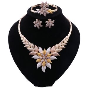 Dubai Bridal Biżuteria Kwiat Kształt Naszyjnik Bransoletka Kolczyki Eleganckie Kobiety Pierścień Wedding Party Moda Jewellry Sets