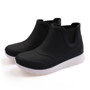 Sapatos de chuva de tornozelo de alta qualidade femininos à prova d'água sapatos de água tornozelo pvc botas de chuva nova moda feminina sólida botas de pesca deslizamento no inverno