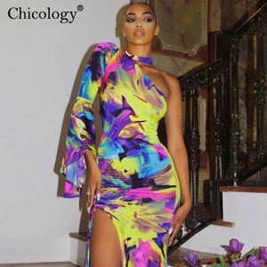 Chicology Tie Dye Print Halter Split One Shoulder Maxi Dress Kvinnor Lång Flare Ärm Fest 2019 Höst Vinter Sexig Klubb Kläder X0705