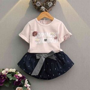 Przylotów Summer Sets Sets Krótki rękaw Dekoracyjne Kwiaty T-Shirt Bow Black Skirt Cute 2 sztuk Dziewczyny Odzież 2-7t 210629