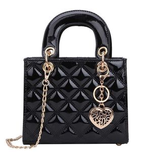 Luxury Brand Tote Bag 2021 Fashion New High Quality Patent Leather Women's Designer Handbag Lingge Chain Shoulder Messenger Bag