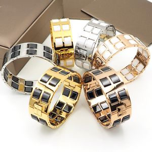 Buigari Duża Bransoletka Temperament Pani Ceramiczna Bass Mosiądz Pozłacane Wysokiej Jakości Bangle Oficjalne reprodukcje Prestiżowe Designer Classic Style Premium Gifts