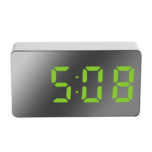 Övriga klockor Tillbehör Mini Electronic Digital Alarm Clock Multifunktion Stor skärmbil LED Spegel Travel med temperaturtid