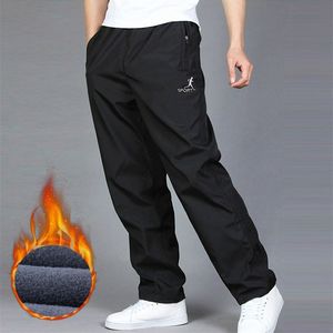 Men's Winter Warm Casual Pants Trousers Autumn Velvet Straight Quick-drying Loose Sweatpants Wear-resistant 5XL 210715