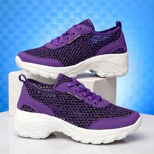 2021 Designer-Laufschuhe für Frauen Weiß Grau Lila Rosa Schwarz Mode Herren Trainer Hochwertige Outdoor-Sport-Turnschuhe Größe 35-42 Ed