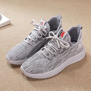 Latający Hotsale Kobiety 2021 Przylot Buty do biegania Kobiet Dorywczo Uczeń Lace-Up Decor Dzianiny Sneakers