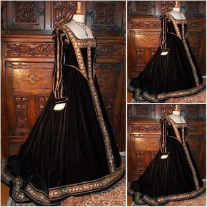 Victorian Gothic Civil War Southern Wedding Gowns Black Gold Applique Long Sleeve Veet Halloween Theater Edwardian Bridal Party Dresses 322