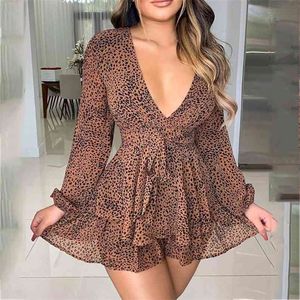 V Neck Lanterna Manga Macacão Mulheres Primavera Outono Leopardo Imprimir Ruffle Leg Boy Boho Vintage Macacões Playsuits 210427