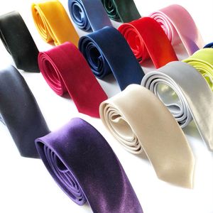 5 CM Skinny Style Solid Color Neck Krawaty dla mężczyzn Studenci School Business Hotel Bank Office Necktie Moda Akcesoria