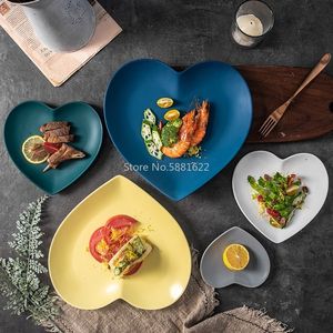 European Solid Heart Shape Ceramic Plate Lover's Porcelain Dinner Dish Anti-skid Steak Fruit Tray Salad Nuts Snack Tableware