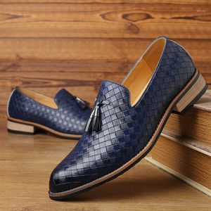 Мужские классические туфли в британском стиле, классические лоферы с кисточками, Классическая обувь для свадебной вечеринки, без шнуровки, большие размеры 39-48