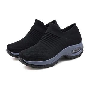 2022 large size women's shoes air cushion flying knitting sneakers over-toe shos fashion casual socks shoe WM2038