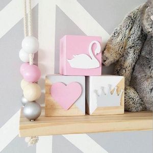 3 teile/los Nordic Stil Holz Blöcke Schwan Ornament Baby Geburtstag Geschenke Kinderzimmer Dekoration Figur INS Fee Garten Foto Requisiten 210318